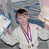 Мальчишки боролись до первой царапины...